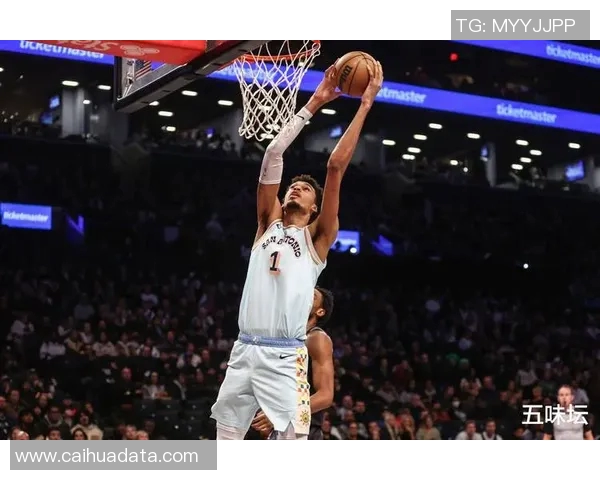 文班亚马新赛季表现惊艳场均20分10篮板3盖帽成为最佳新秀热门人选